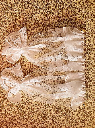 Accesorii diverse casuta Papusi - Perdea din dantela alba - miniatura papusi
