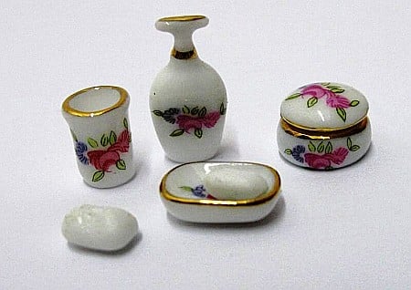 BAIE - Obiecte sanitare si Accesorii baie casuta papusi - Set pentru baie din portelan  6 piese - miniaturi papusi