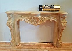 Seminee - miniaturi papusi si colectionari - Semineu consola Baroc- Grand Carved - miniatura papusi