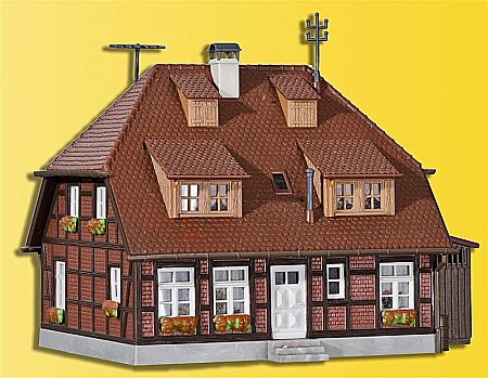 Machete Cladiri si Accesorii - Casa Muhlenweg cu set iluminare H0 (1:87) KIBRI 38209