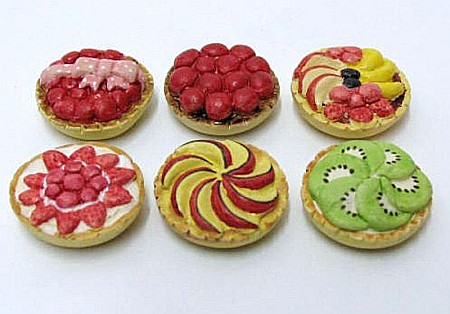 Bacanie, mancare si desert miniaturi casuta papusi - Tarte cu fructe - miniaturi papusi colectionari
