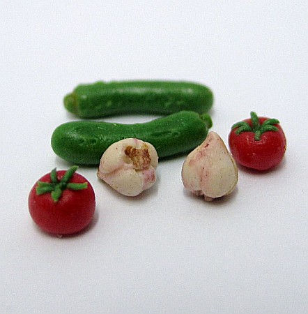 Bacanie, mancare si desert miniaturi casuta papusi - Legume set 6 buc - miniaturi colectionari