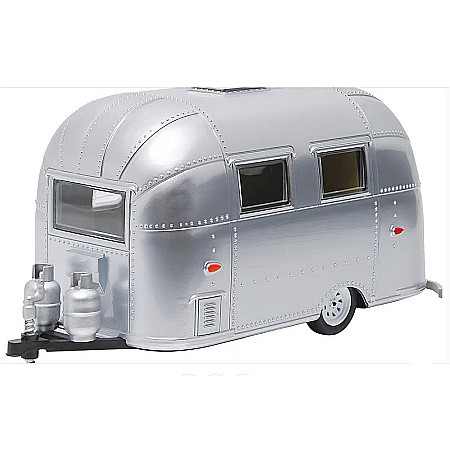 Masini de strada - Macheta Rulota Airstream 16` Bambi, scara 1:24, argintiu metalizat, Greenlight