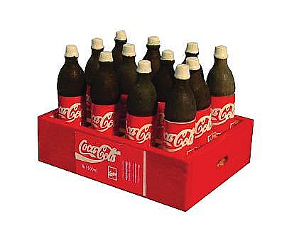 BUCATARIE - mobila, vase, ustensile, mancare, aparatura miniaturi papusi - Naveta din lemn COCA-COLA cu peturi gen  2 L - miniatura papusi