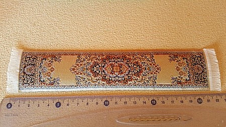 Mocheta, parchet, faianta,covoare - miniaturi papusi - Covoras - traversa cu ciucuri - crem - miniatura casuta papusi