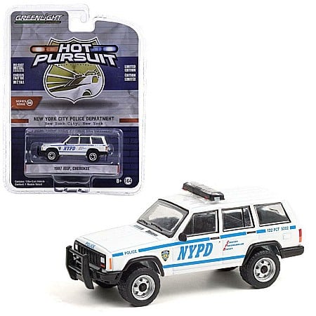 MACHETE AUTO - Macheta Jeep Cherokee 1997 seria 38 Hot Pursuit, scara 1:64, Greenlight gl42960c