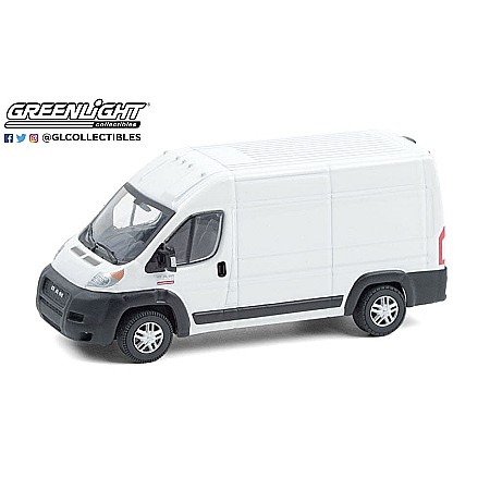 Masini de strada - Macheta Ram Promaster Cargo inaltat, seria Route Runners 2, scara 1:64 Greenlight – 53020F