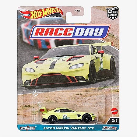 Seturi HOTWHEELS - Masinuta Hot Wheels Premium Aston Martin Vantage GTE – Car Culture Race Day, scara 1:64