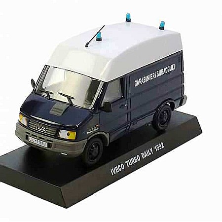 MACHETE AUTO - Macheta Iveco Turbo Daily Carabinieri 1992, 1:43
