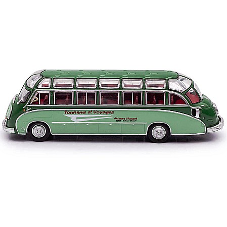 Macheta Autobuz Kassbohrer Setra S8 1951 Scara 1:72 [1]