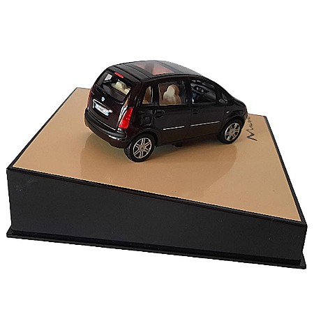 Macheta Lancia Musa Testa di Moro, Ghift Box, scara 1:43 Norev [2]