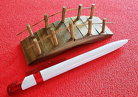 GRADINA - mobilier, decoratiuni si accesorii miniaturi papusi - Pod din lemn natur invechit - casute pentru papusi - miniatura