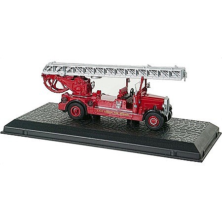 Macheta camion pompieri Leyland TLM, Atlas, scara 1:72 [3]