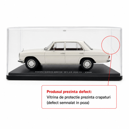 Macheta Auto Mercedes-Benz W115 200D 1968 Alb – Scara 1:24, Vitrina Plexiglas Outlet [4]