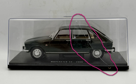 OUTLET - Macheta Auto Renault 16 1966 Negru – Scara 1:24, Vitrina Plexiglas Outlet