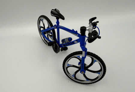 Macheta Bicicleta Mountain Bike 1:10 albastra Golden Wheel 02B – Miniatura Bicicleta cu Parti Mobile [1]
