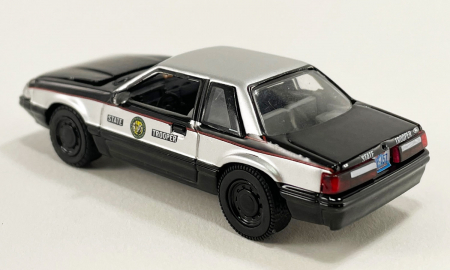 Macheta Ford Mustang SSP 1993 - North Carolina Highway Patrol – ACME 51495, scara 1:64 [4]