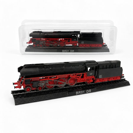 Locomotive - Macheta statica locomotiva cu abur BR01 DR Germany, scara 1:160 N, Del Prado
