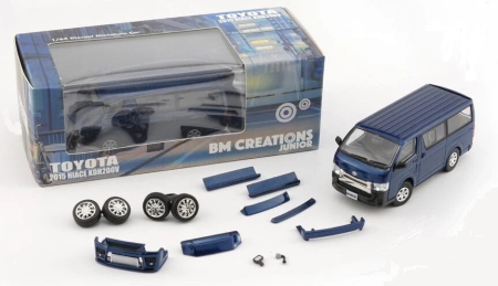 MACHETE AUTO - Macheta Toyota Hiace KDV200V 2015 bleumarin inchis, scara 1:64 – BM Creations cu accesorii