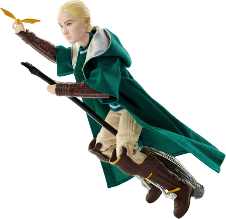 Mattel Harry Potter – Papusa Draco Malfoy Quidditch GDJ71, cu matura Nimbus 2001 si Snitch de aur [1]