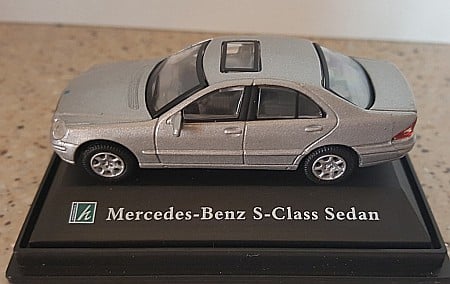 Masini de strada - Macheta Mercedes S-Class sedan Scara 1:72 Cararama