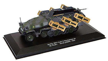 Militare - Macheta lansator SDKFZ 251/1 Wurfrahmen URSS 1943, 1:43