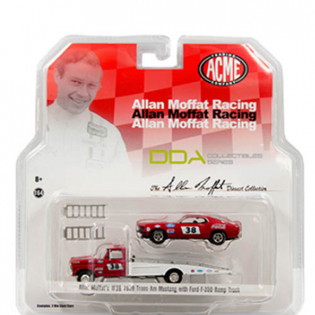 Mini Diorame - Set masinute ACME Diecast, 1969 Trans Am Mustang & Ford F-350 Ramp Truck Allan Moffat Racing #38 scara1/64