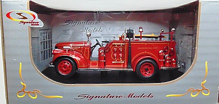 MACHETE AUTO - 1941 GMC Fire Truck *dearborn*, red, 1:32, Signature Model