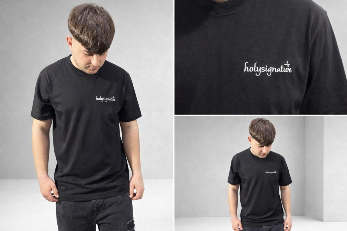 Tricou Negru Unisex V neck „With God All Things Are Possible” – HolySignature [2]