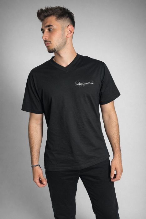Tricou Negru Unisex V neck „With God All Things Are Possible” – HolySignature [4]