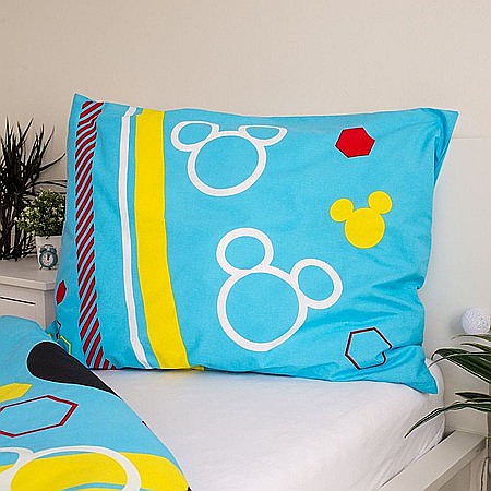 Set lenjerie pat copii, cu detalii fosforescente, multicolor, 2 piese, 100% bumbac, 140×200 cm, 70×90, Disney, Mickey Mouse, Happy [2]