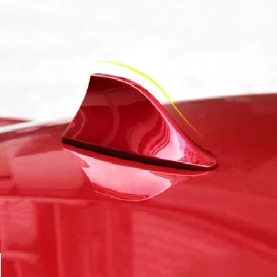 Electrice si Electronice Auto - Antena auto activa AM - FM tip "SHARK TAIL" culoare ROSU