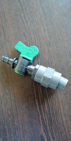 Aerare iazuri - Distribuitor aer cu robinet pentru furtun de 9 mm