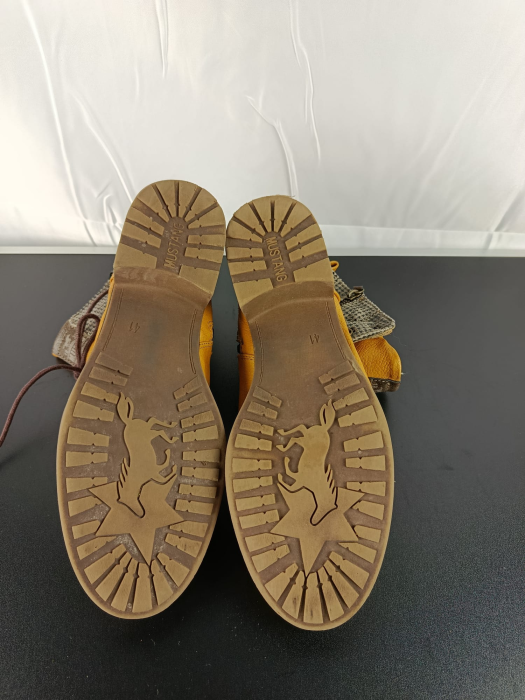 Ghete, Barbati,Mustang , Mustar, nr 41 [4]