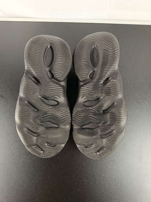 Papuci sport, Barbati, Yeezy, Negru, nr 41 [4]