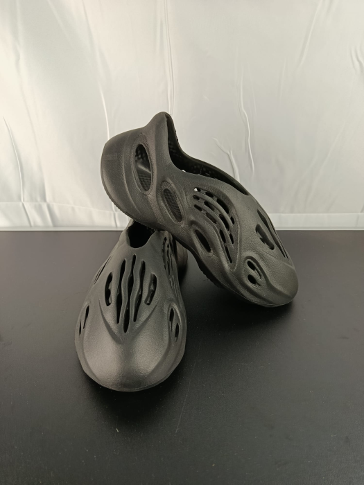 Papuci sport, Barbati, Yeezy, Negru, nr 41 [3]