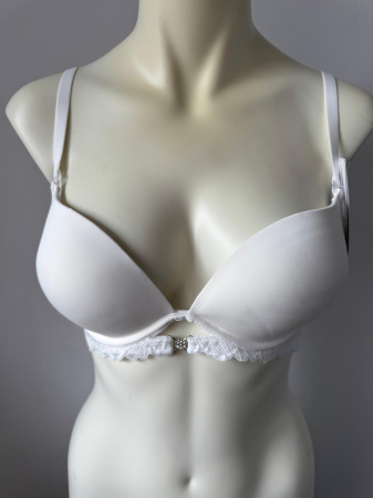 Chiloti bumbac - Sutien Catalina cu dantela,cupa preformata, cupa C , alb