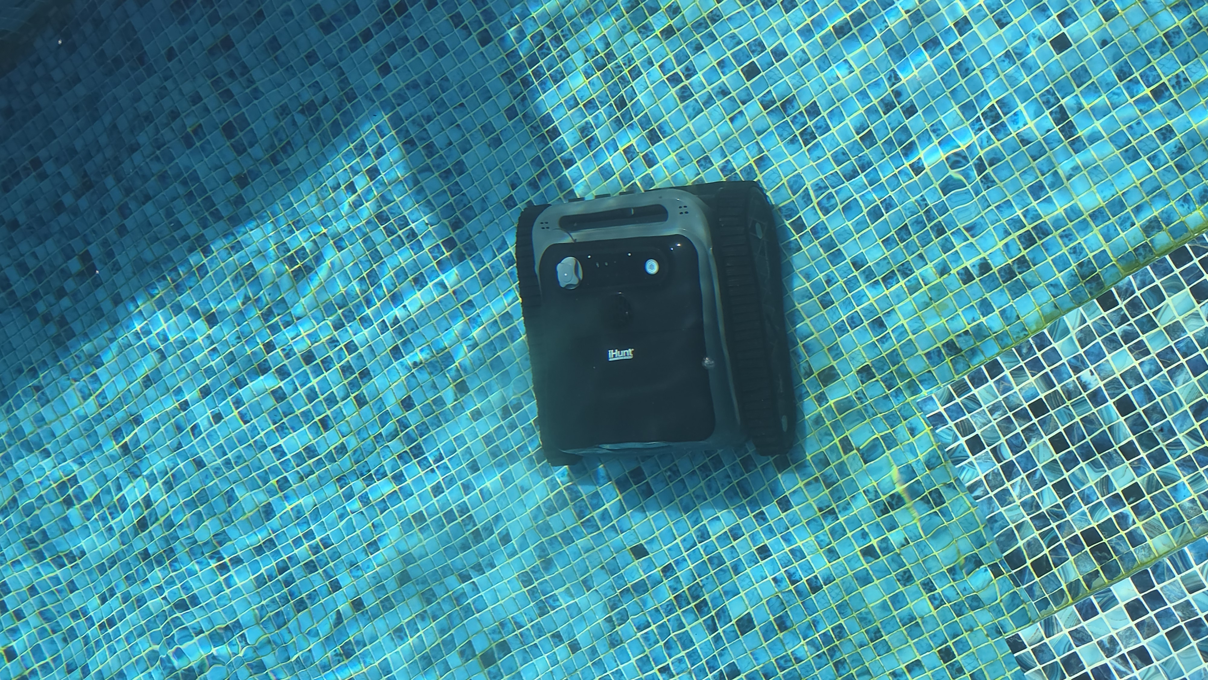 Robot 10