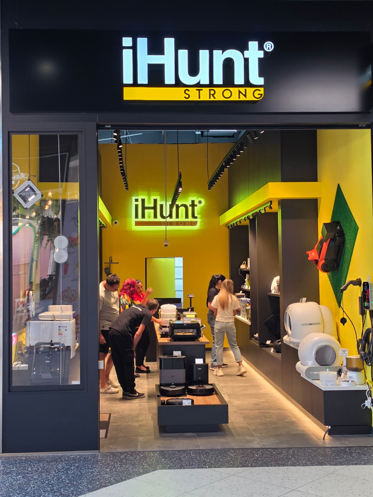 Magazin iHunt Value Center Ploiești
