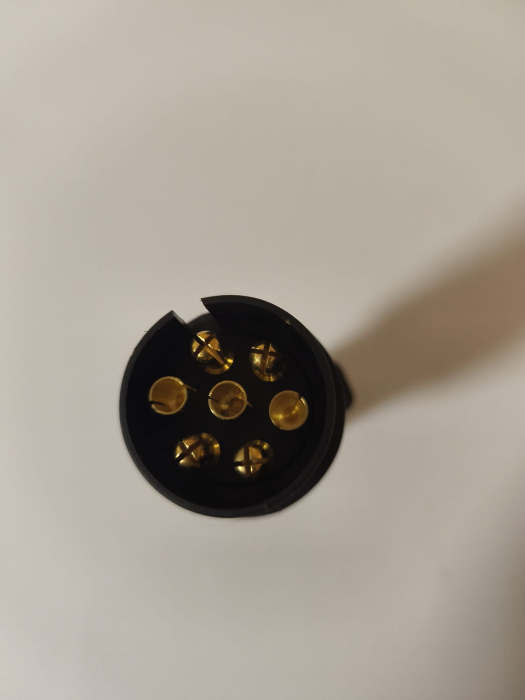 ADAPTOR PRIZĂ REMORCĂ 7 PINI [2]