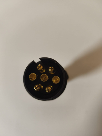 ADAPTOR PRIZĂ REMORCĂ 7 PINI [1]