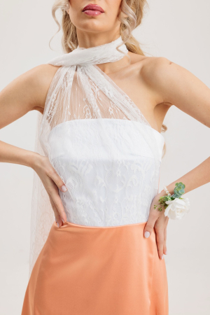 rochie lunga piersica cu dantela alba [3]
