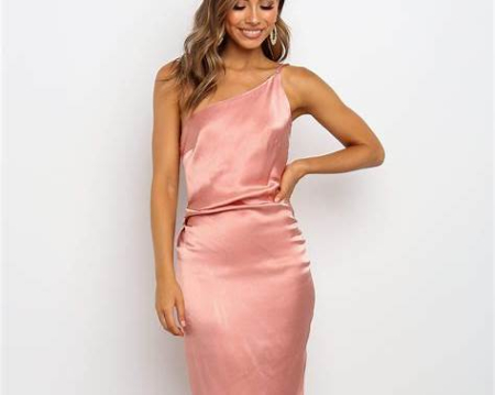 Bridesmaids - Ariana – Rochie Domnișoară de Onoare Satin Blush