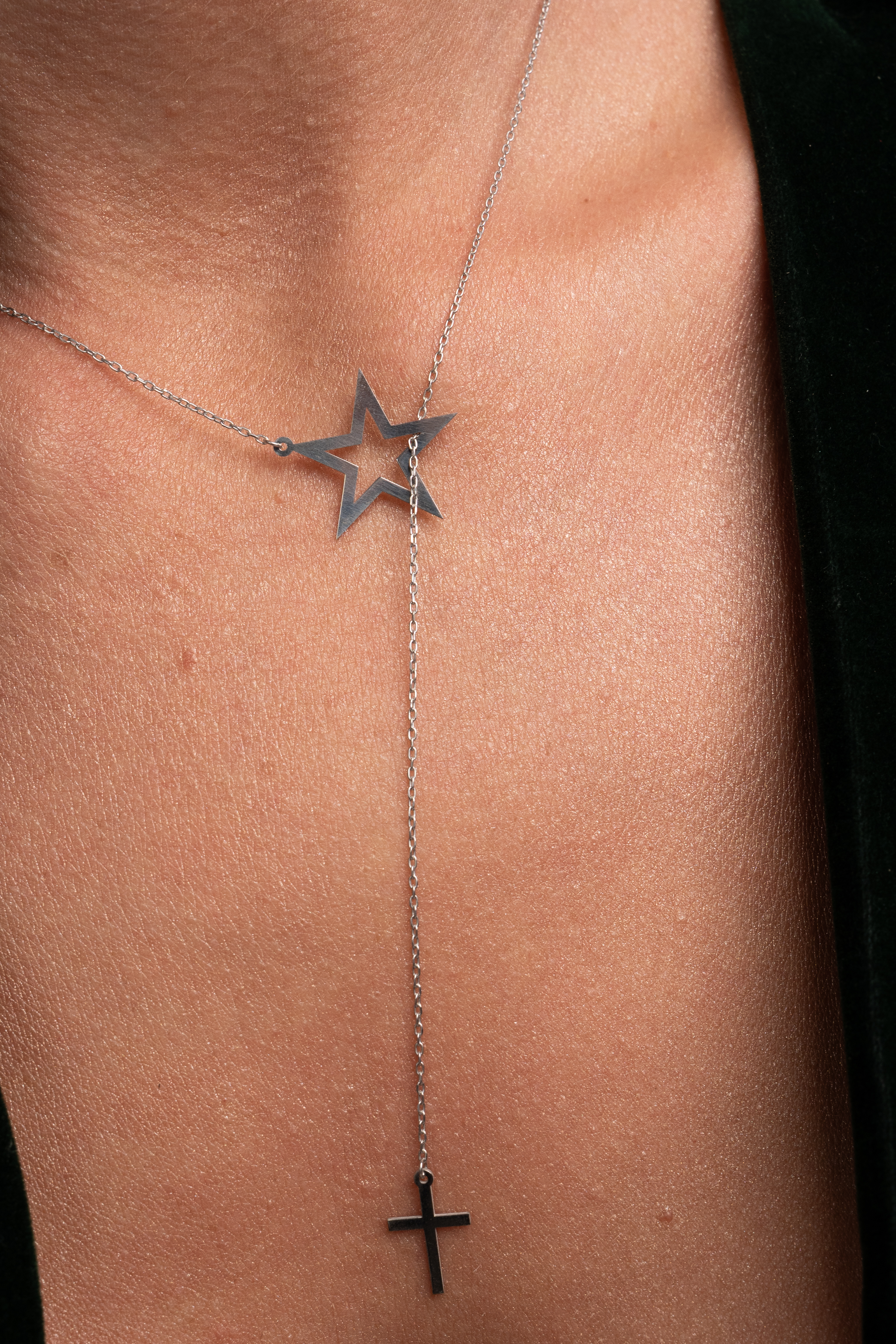 COLECTIA LADY ILSY - Colier Slip-On cu Pandantive Cruce și Stea