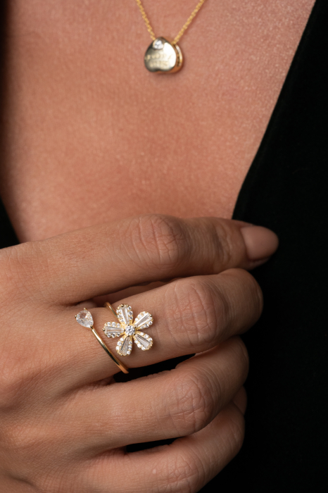 Inel Petal Glow Auriu [1]