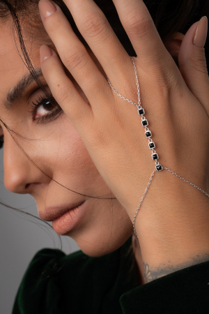 COLECTIA LADY ILSY - Bratara Hand Chain Obsidian
