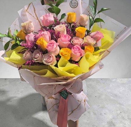 Valentine's Day - Buchet Colorat – 21 Trandafiri Roz & Galbeni