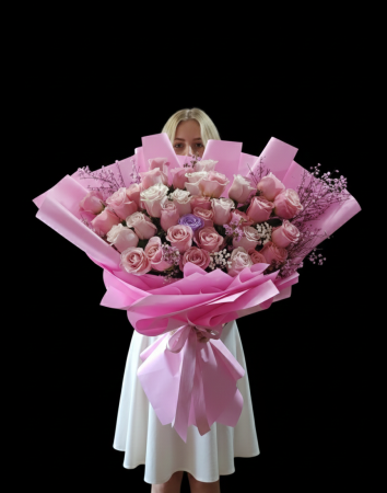 Valentine's Day - Buchet urias cu trandafiri mix roz – Imperial Premium Flowers