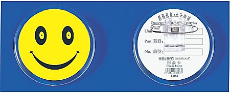Sisteme de afisare - Ecuson plastic KEJEA - Smile, forma rotunda , cu ac si clips, D55mm