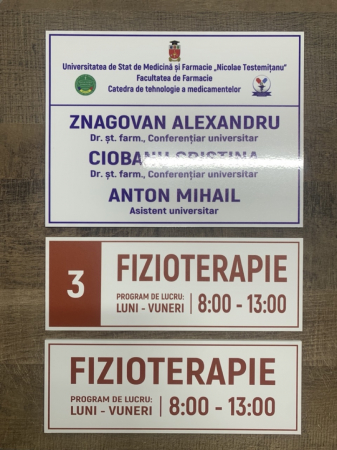 Școala și liceul - Plăcuțe informative pentru instituție medicală